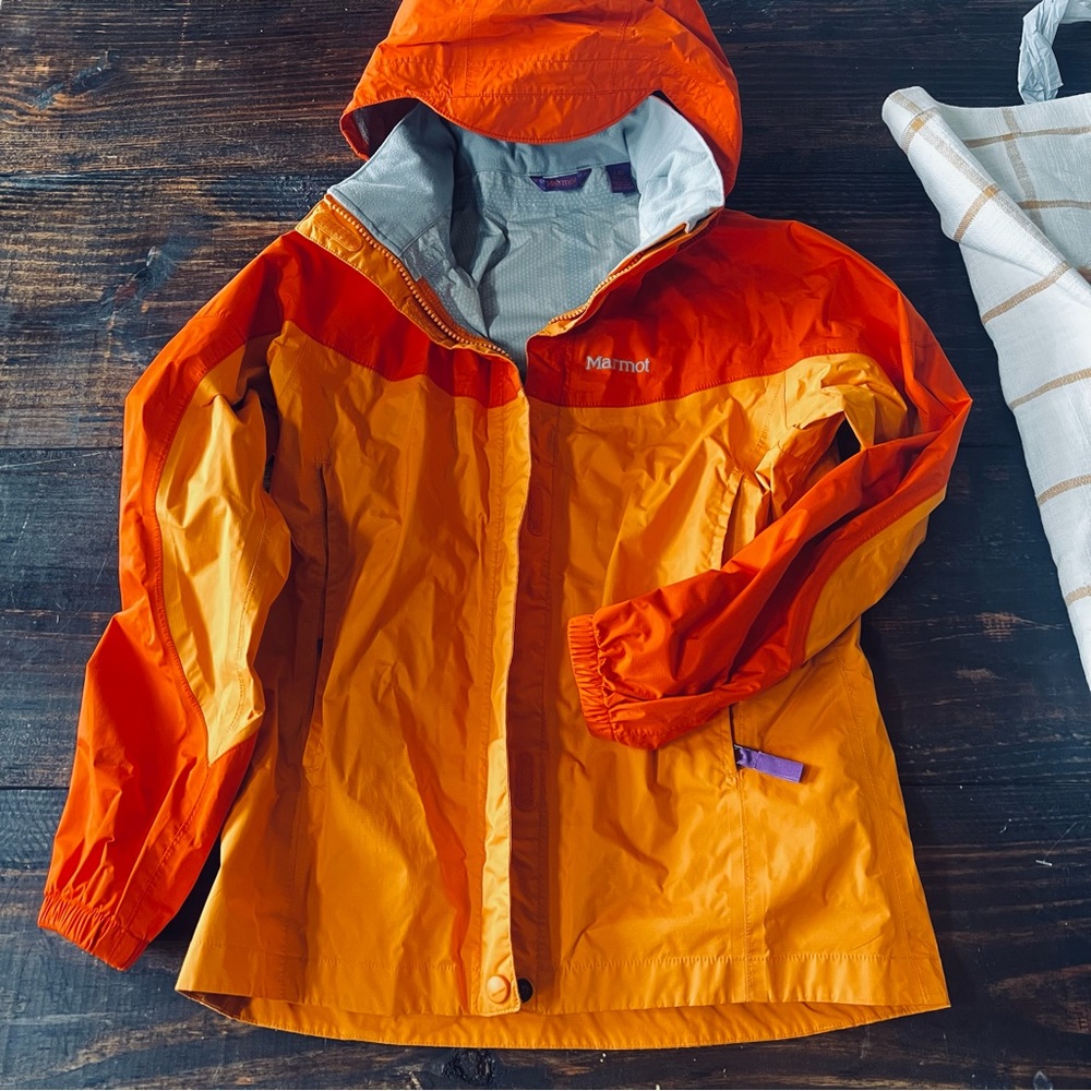 Marmot windbreaker